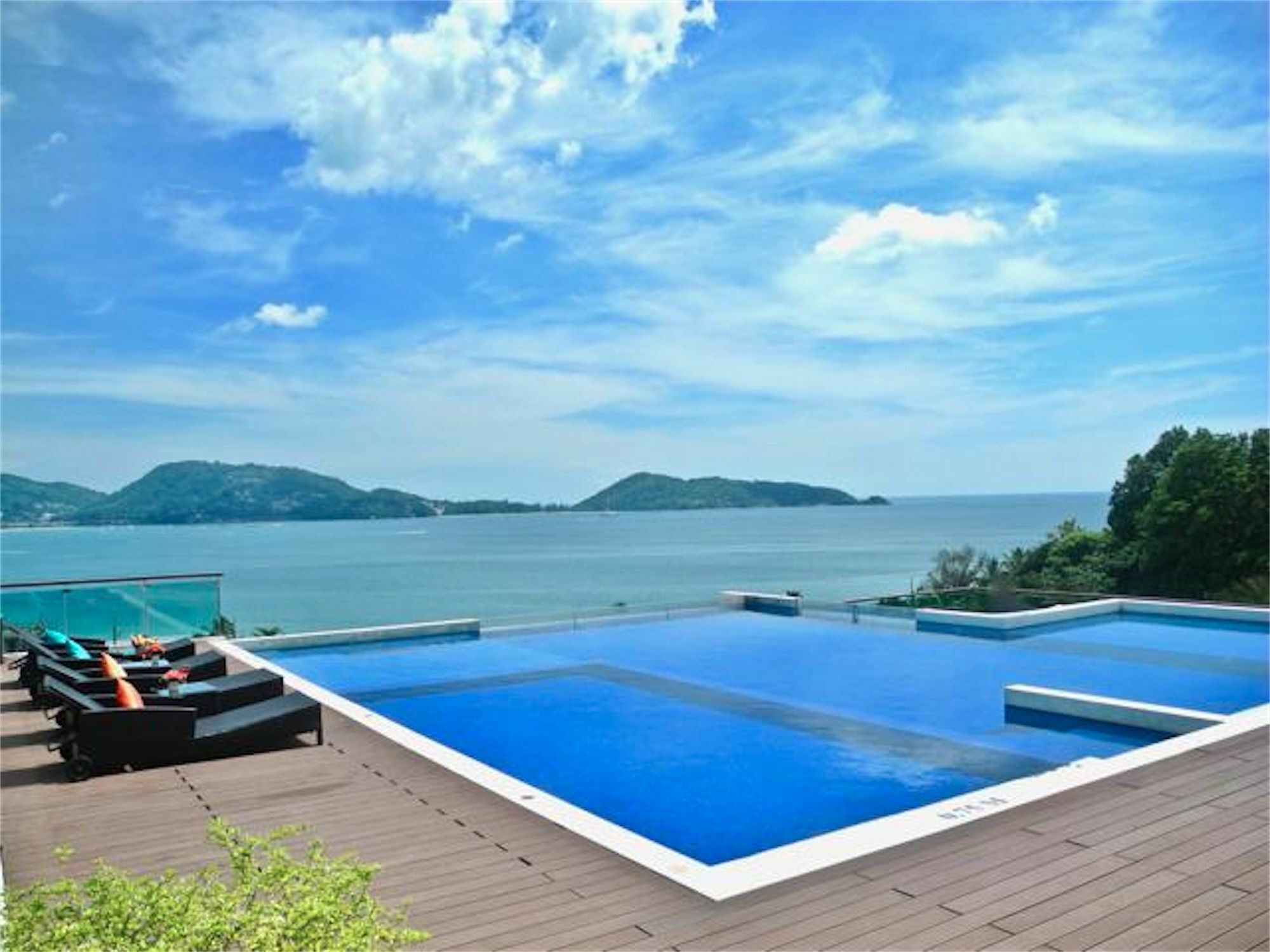 The Privilege Residence : 1 Bedroom Apartment In Patong Eksteriør billede